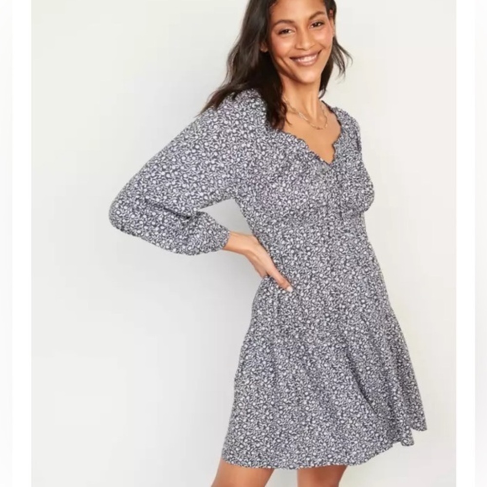 Old Navy front tie poet dress. Sz MP